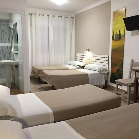 Hostal Puerto Beach Motril Luaran gambar