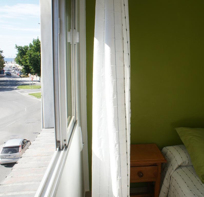 Hostal Puerto Beach Motril Bilik gambar