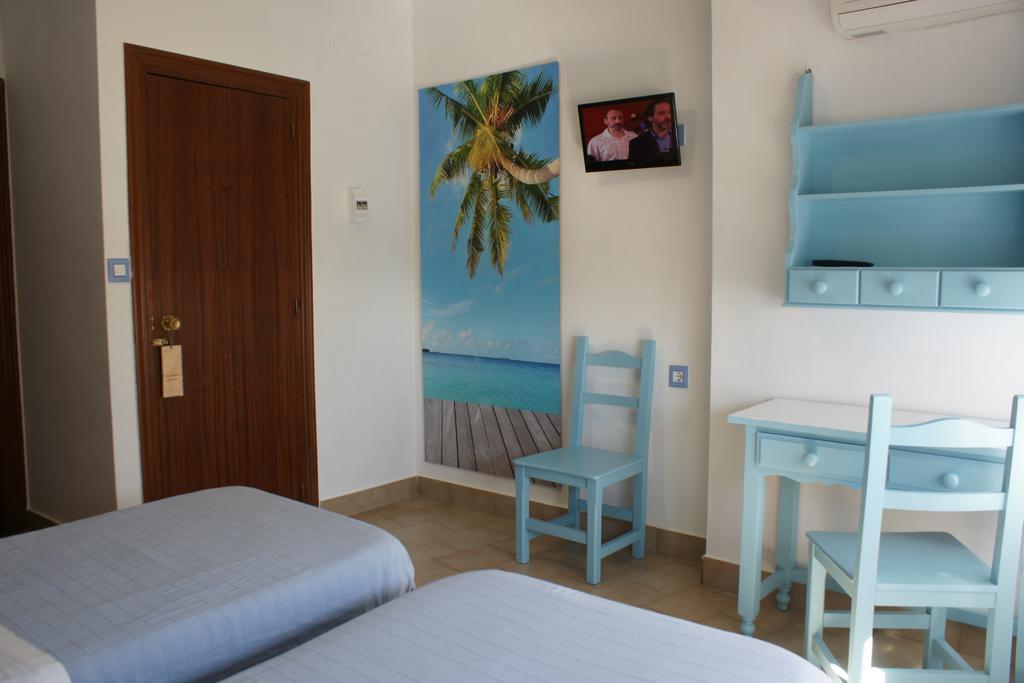 Hostal Puerto Beach Motril Luaran gambar